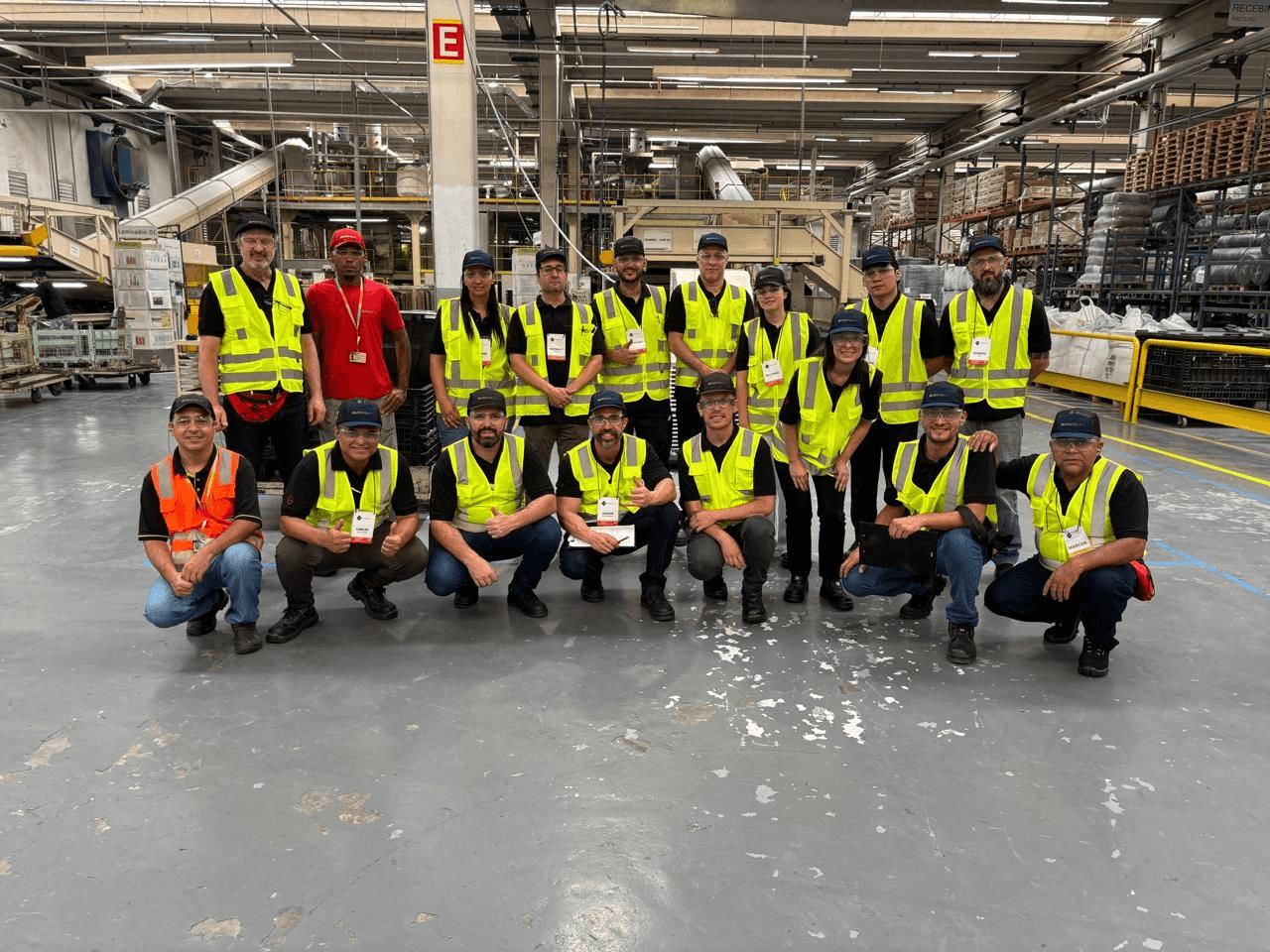Equipe Loss Prevention em planta industrial